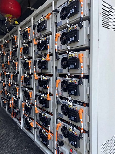 Siemens – Huge Battery Manufacturing